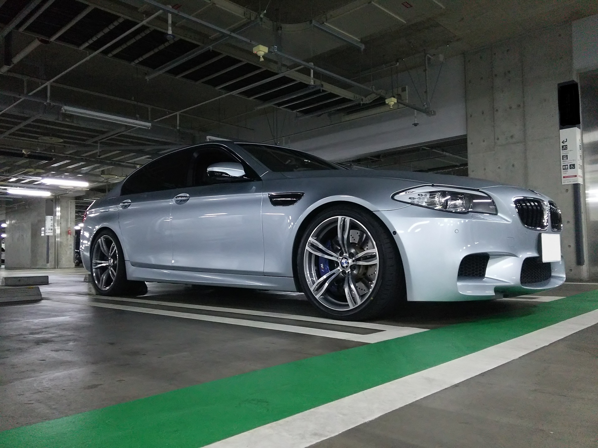 BMW F10 M5 H&Rスプリング交換後。色々な角度からパシャリと・・・車高