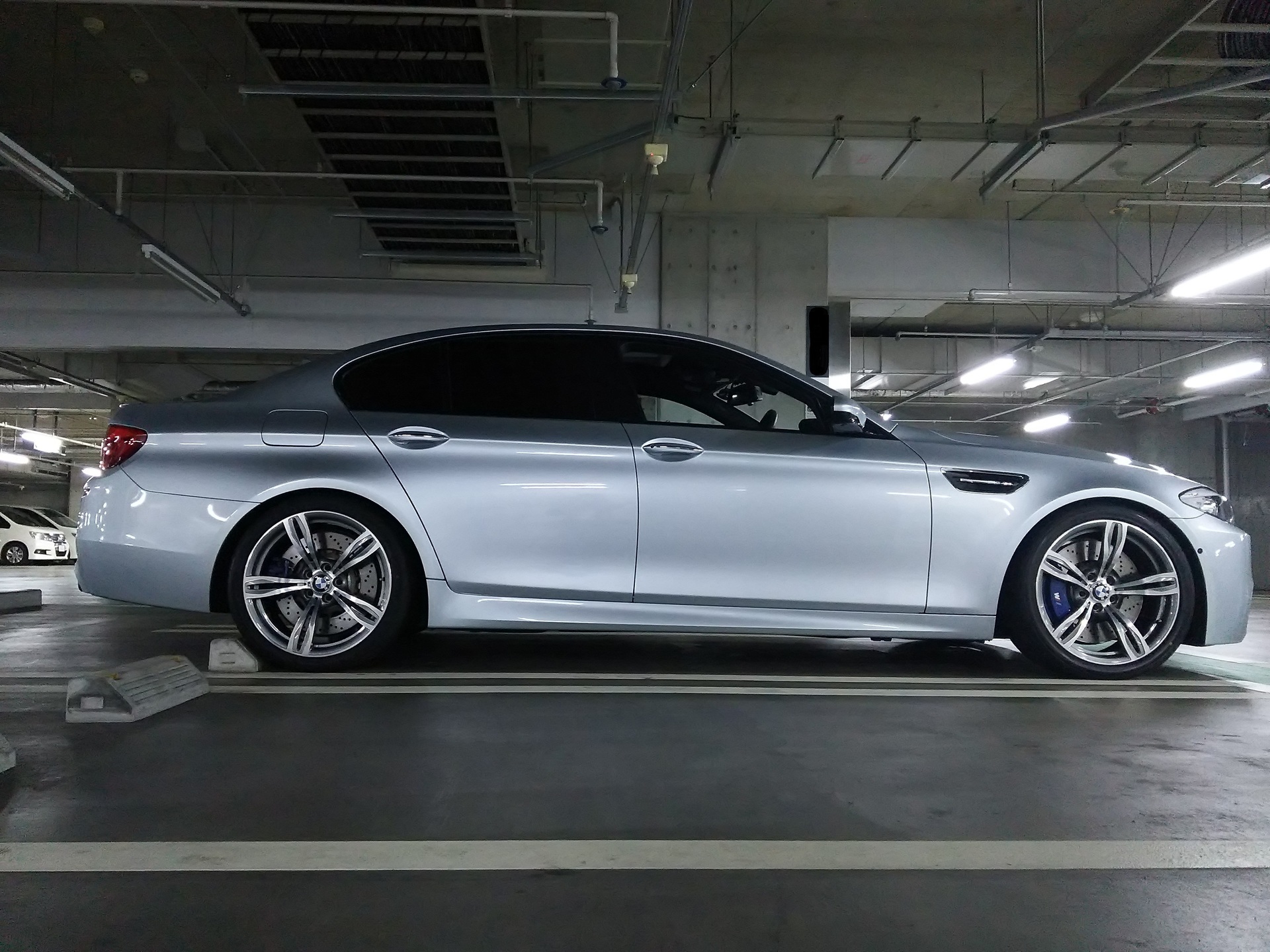 BMW F10 M5 H&Rスプリング交換後。色々な角度からパシャリと・・・車高